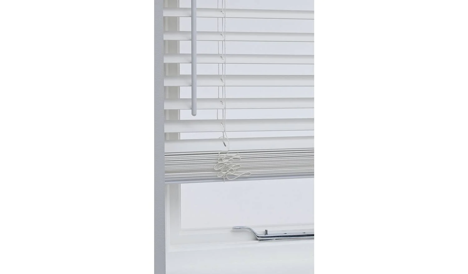 Faux Wood White 25mm Slat Venetian Blind 180x160cm Easy Clean - Image 3