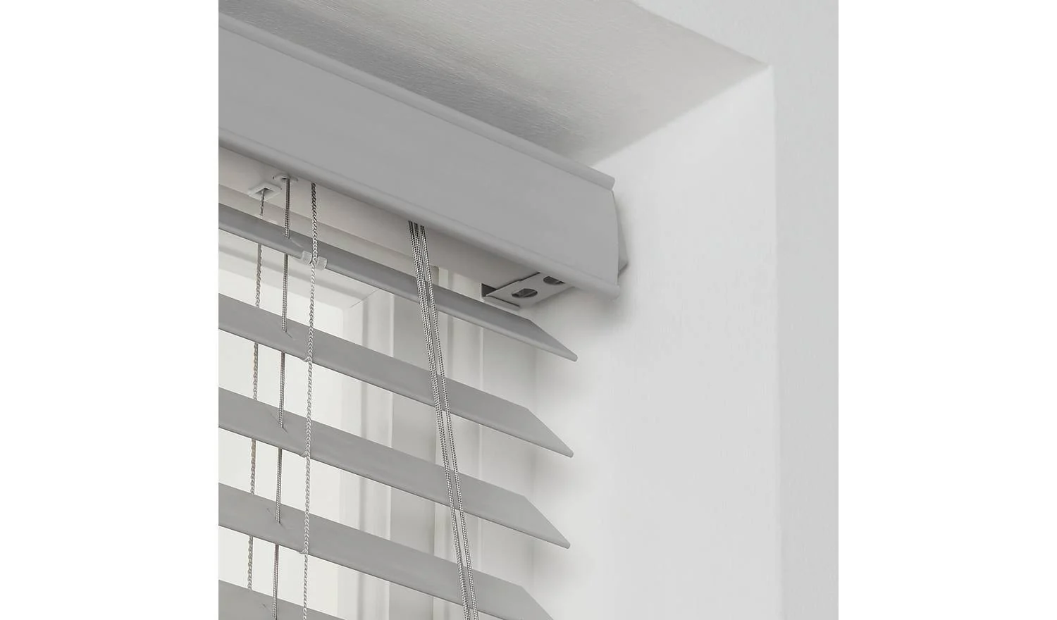 25mm Faux Wood Grey 25mm Slat Venetian Blind 120x160cm Light Filter - Image 2