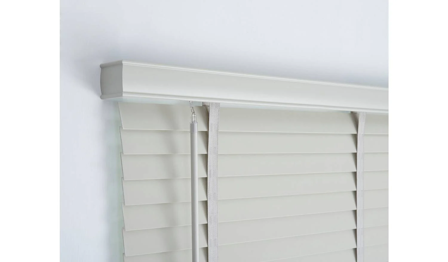 Little Black Book 25mm Basswood Warm Grey Venetian Blind 80x160cm Window - Image 3